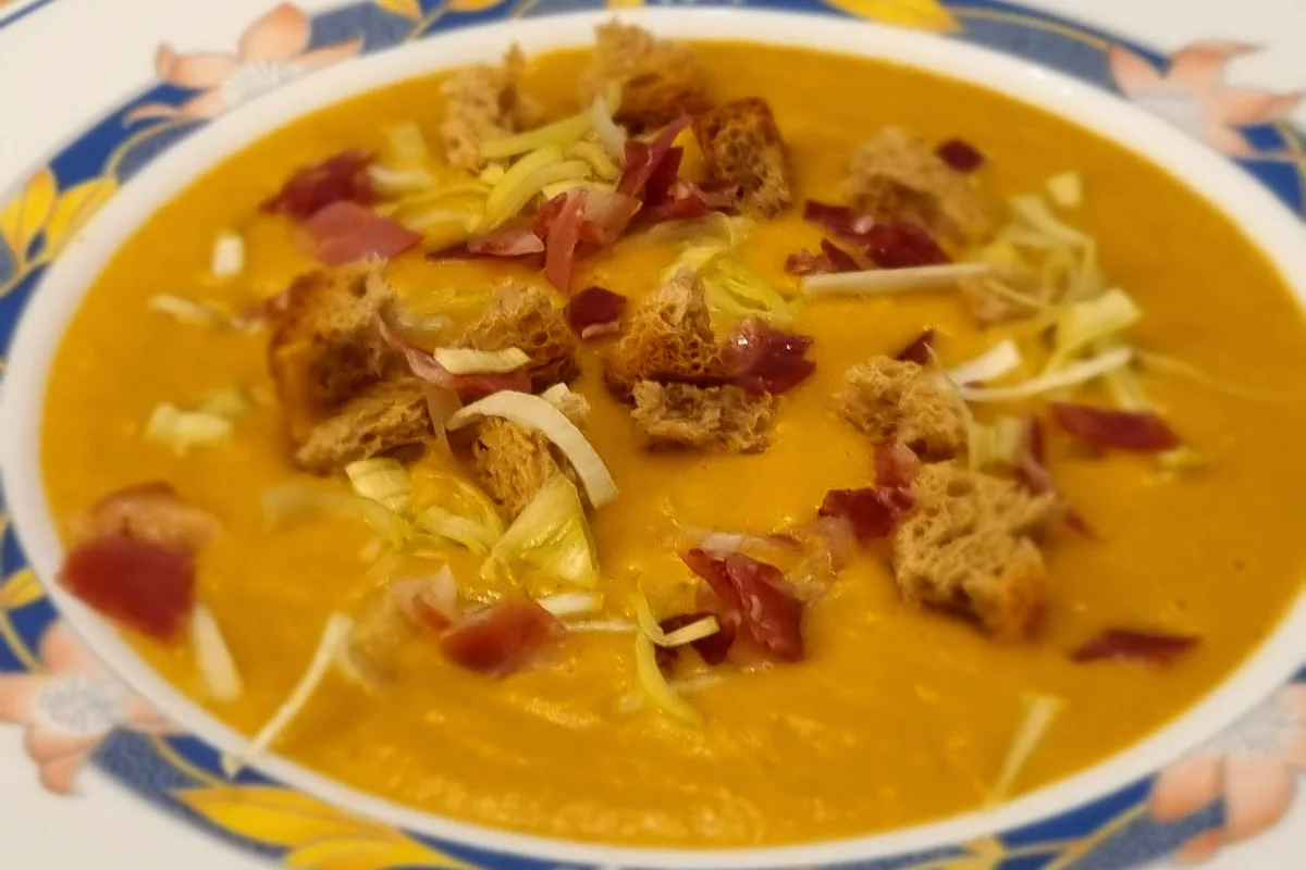 Crema de calabaza casera: receta fácil, cremosa y reconfortante