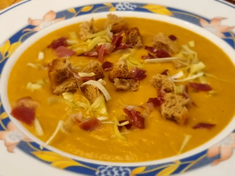 Crema de calabaza casera: receta fácil, cremosa y reconfortante