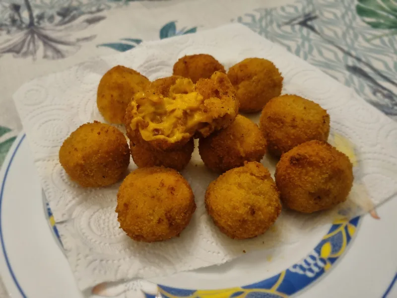 Croquetas de chorizo caseras: cremosas por dentro y crujientes fuera