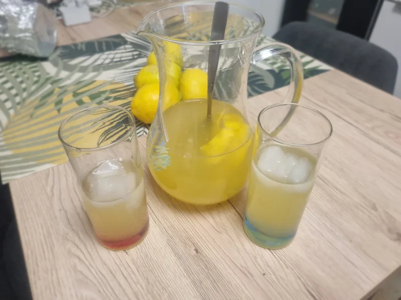 Limonada casera con miel: refrescante y natural